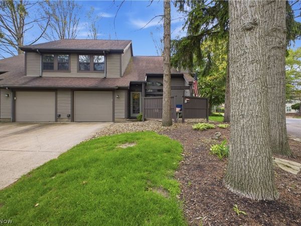 1323 Red Tail Hawk Court , Unit #3, Boardman, OH 44512