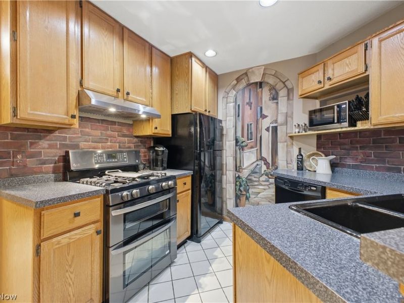 1323 Red Tail Hawk Court, Unit 3, Boardman, OH 44512 Photo 10