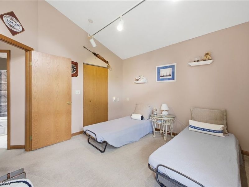 1323 Red Tail Hawk Court, Unit #3, Boardman, OH 44512 Photo 20