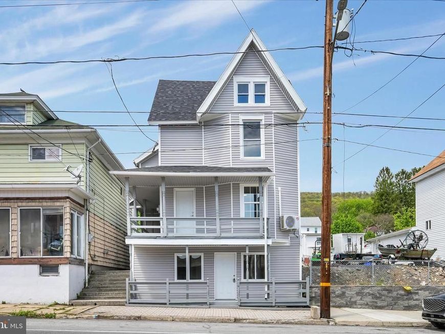 111 113 E Grand Avenue, Tower City, PA 17980 Main Photo