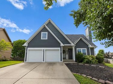 7324 N Manchester Avenue, Kansas City, MO 64158