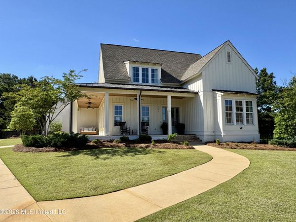 404 Herons Court, Ridgeland, MS 39157