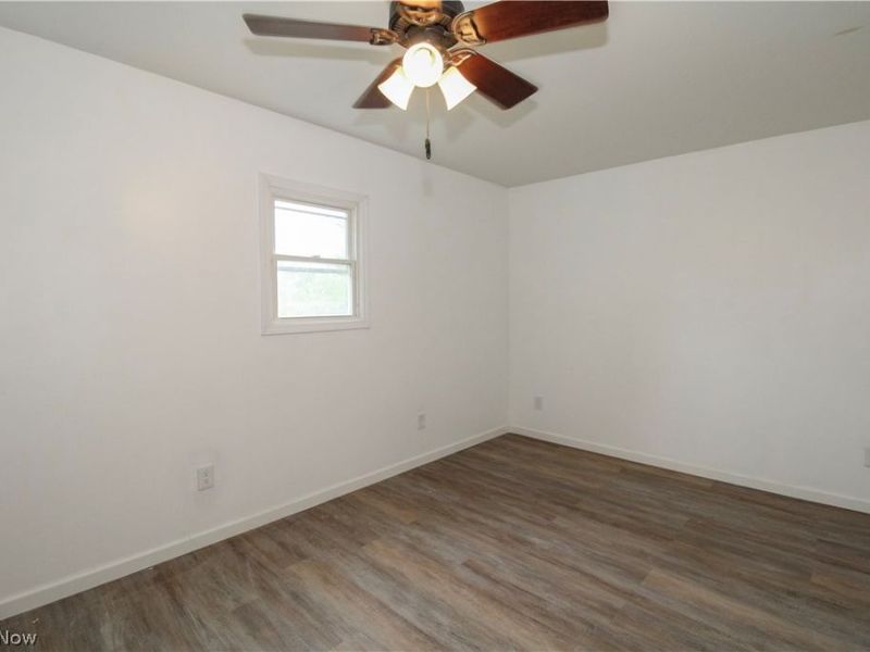 152 Garvin Avenue, Elyria, OH 44035 Photo 12