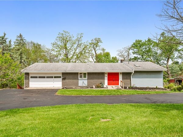 24 Swallow Hill Rd, Carnegie, PA 15106