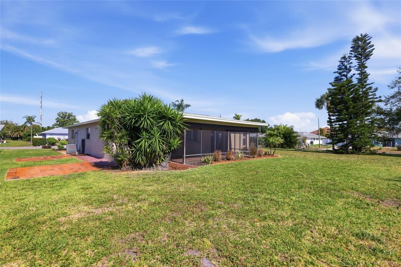 1801 70th Street W, Bradenton, FL 34209 Photo