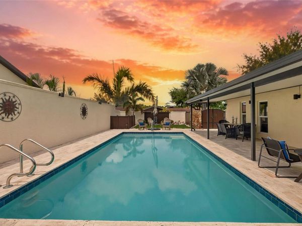 13522 AVISTA DRIVE , TAMPA, FL 33624
