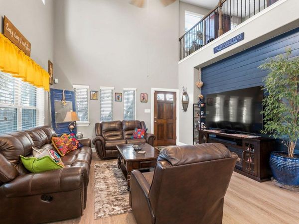 2304 S Lakeline BLVD, Unit 401, Cedar Park, TX 78613