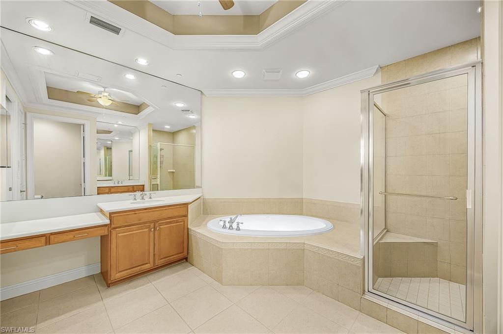 4192 Bay Beach Ln, Unit 8105, Fort Myers Beach, FL 33931 Photo
