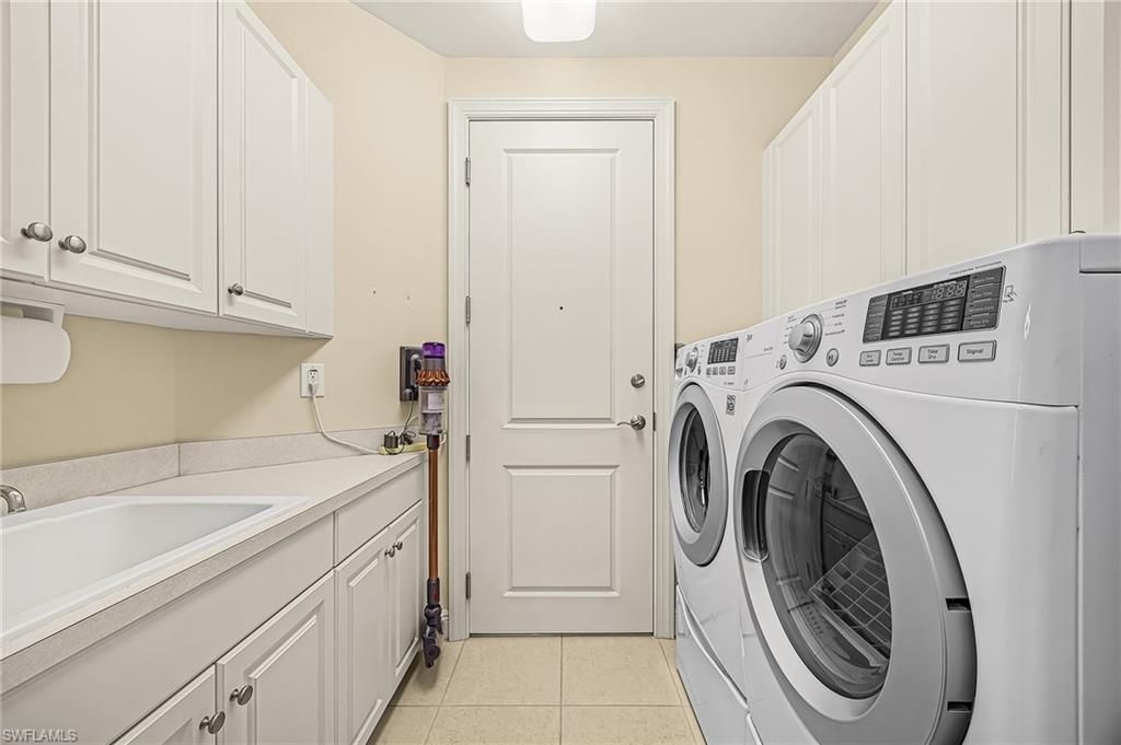 4192 Bay Beach Ln, Unit 8105, Fort Myers Beach, FL 33931 Photo