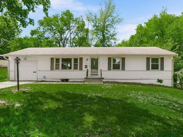8815 E 84th Street, Raytown, MO 64138