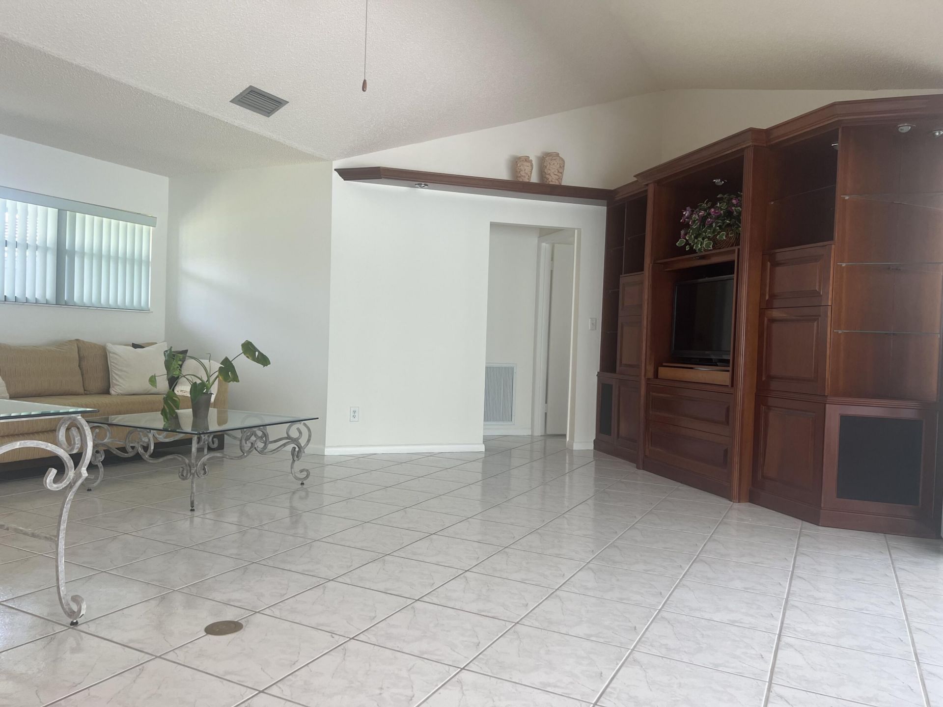 1127 E Seminole Avenue, Unit 16d, Jupiter, FL 33477 Photo