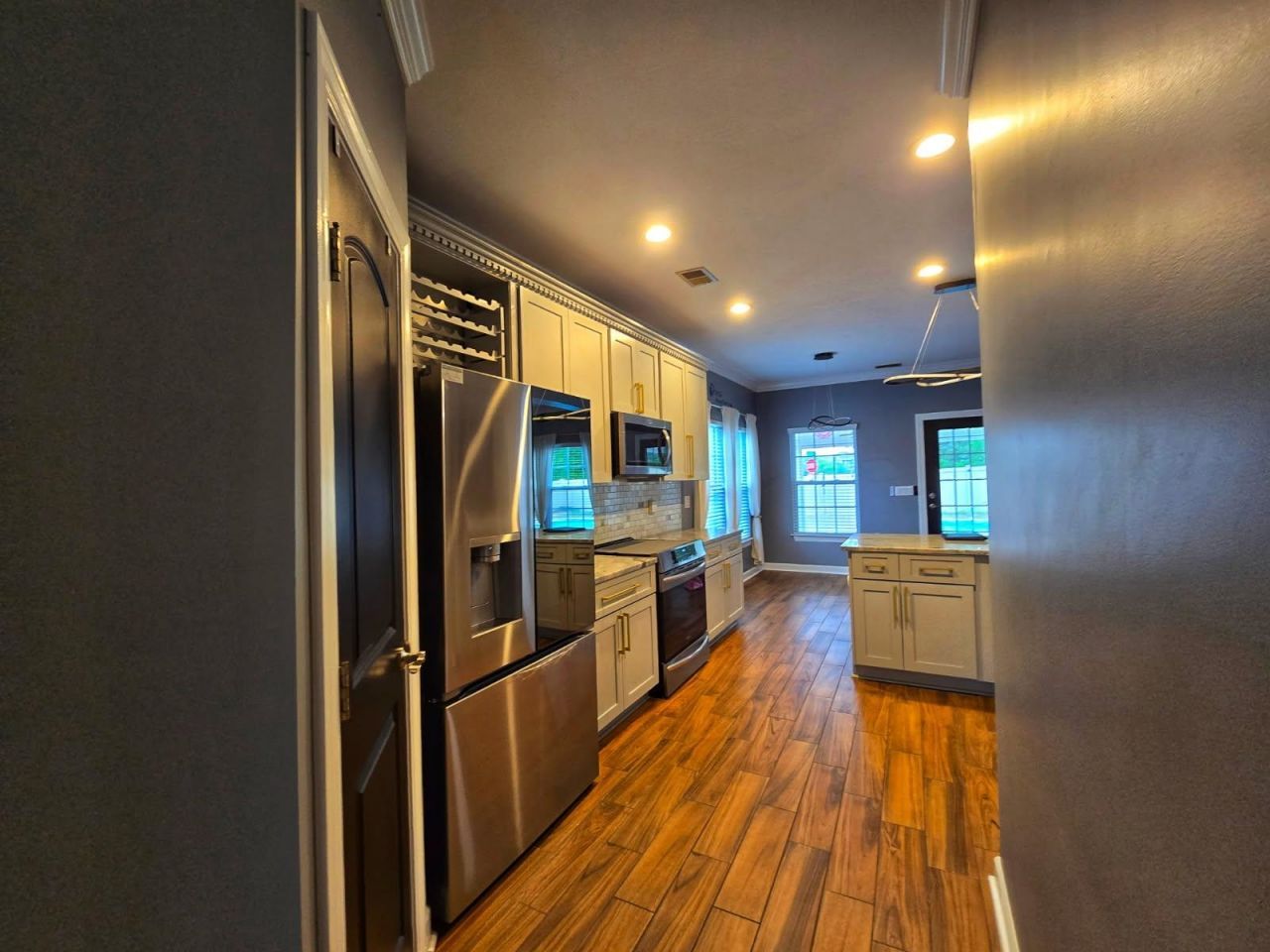 4301 Marshwood Dr. Photo 5