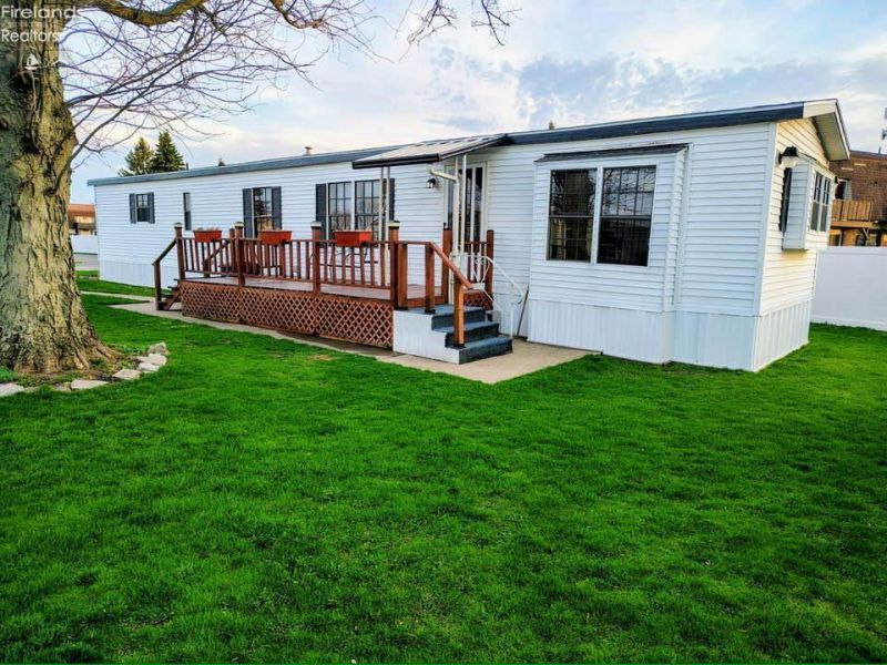 134 W Birchard, Sandusky, OH 44870 Photo 1
