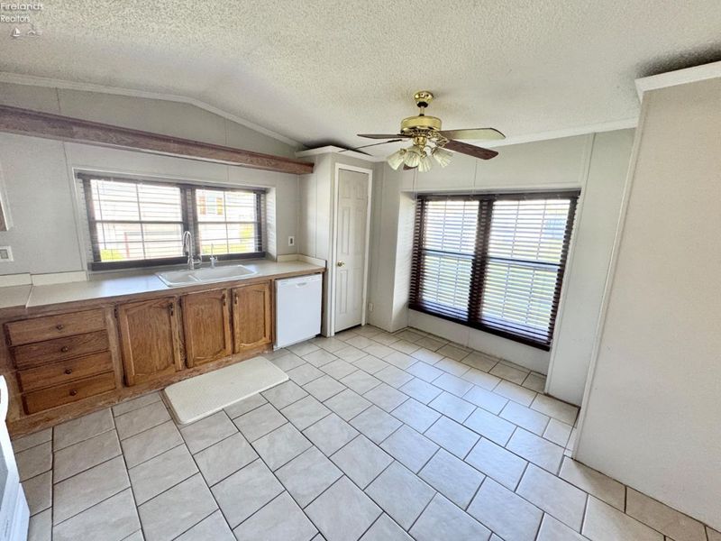 134 W Birchard, Sandusky, OH 44870 Photo 9