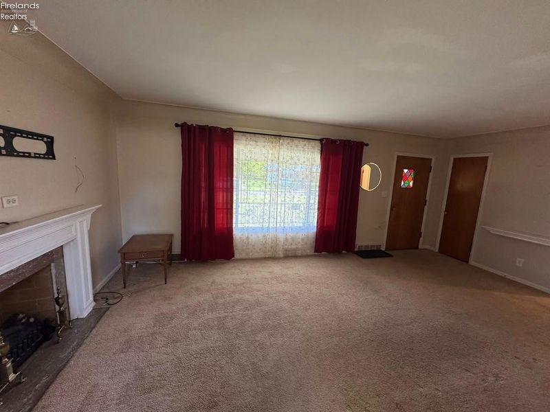 2843 Castleton, Toledo, OH 43613 Photo 4