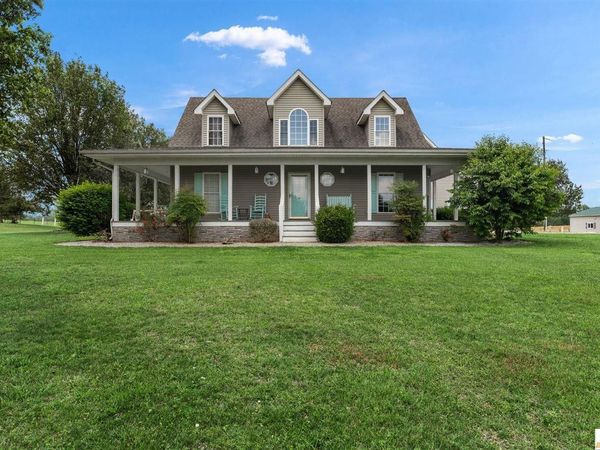 54 Lyron Estes Road, Summer Shade, KY 42166