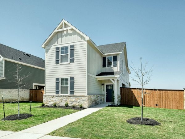 2438 Wallin Bradley DR, Round Rock, TX 78665