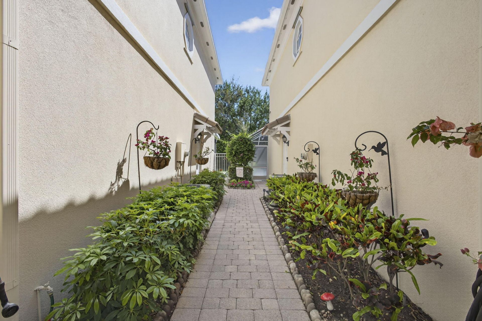 306 Salinas Drive, Palm Beach Gardens, FL 33410 Photo