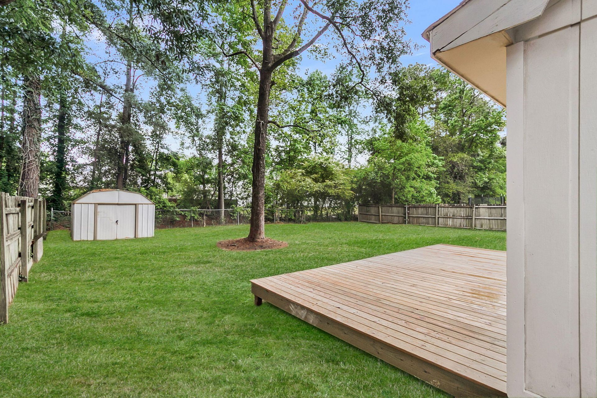 409 Robin Drive Photo 37