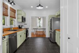 161 Liberty Street photo 4