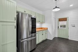161 Liberty Street photo 4