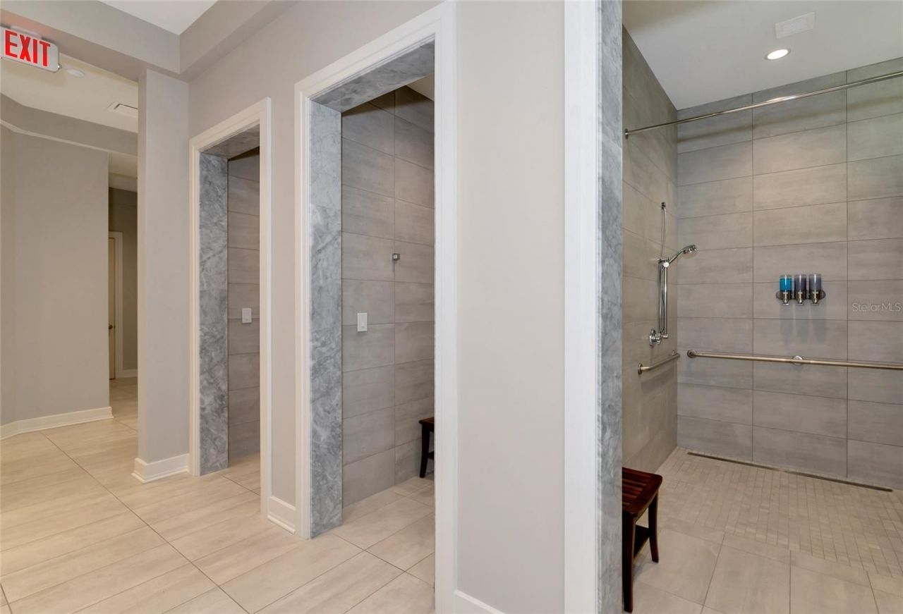 17810 Gawthrop Drive , Unit 305, Bradenton, FL 34211 Photo