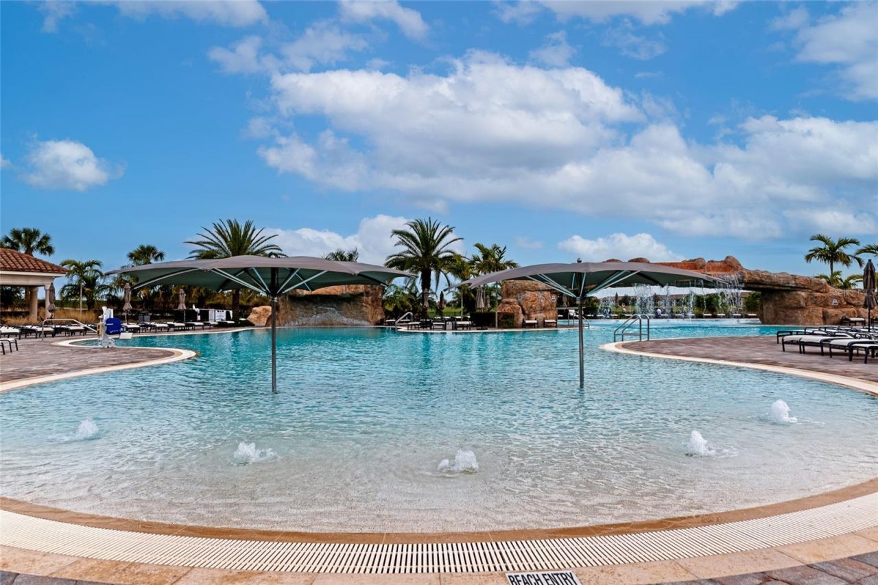 17810 Gawthrop Drive , Unit 305, Bradenton, FL 34211 Photo