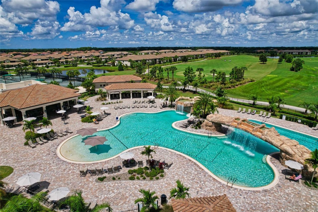 17810 Gawthrop Drive , Unit 305, Bradenton, FL 34211 Photo