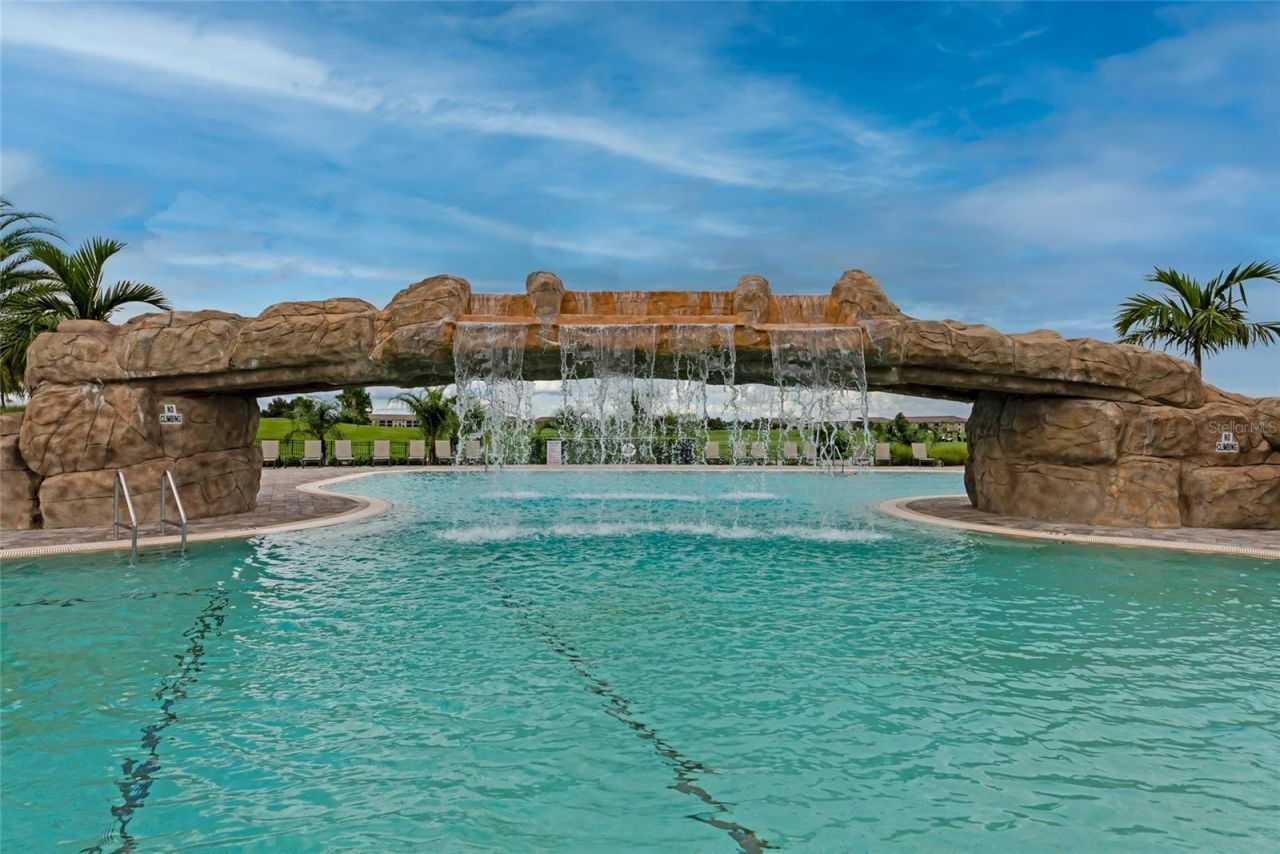 17810 Gawthrop Drive , Unit 305, Bradenton, FL 34211 Photo