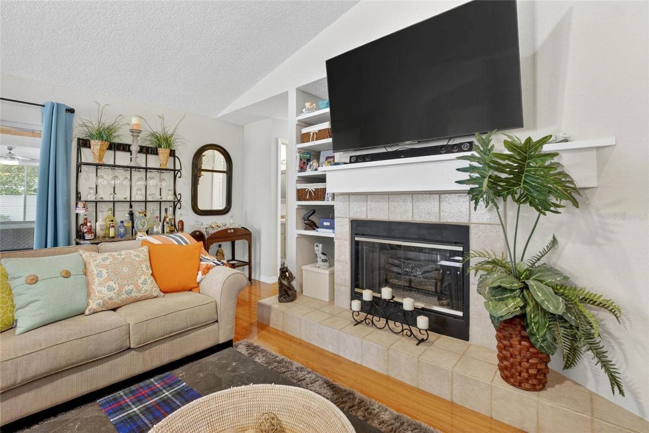 13029 Prestwick Drive , Riverview, FL 33579 Photo