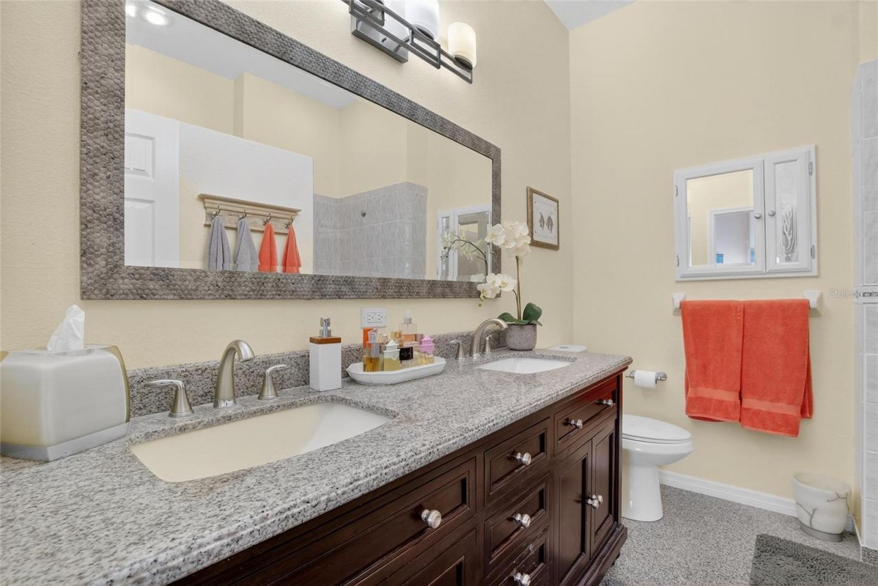 13029 Prestwick Drive , Riverview, FL 33579 Photo