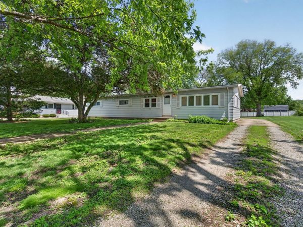 410 N Elm Street , Gardner, IL 60424