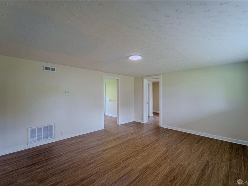 330 Saint Paul Avenue, Springfield Township, OH 45504 Photo 8