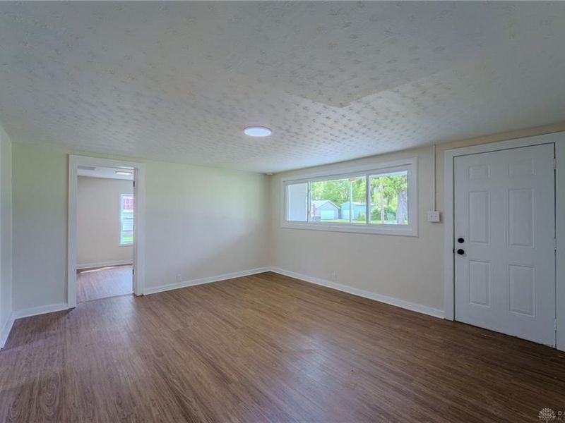 330 Saint Paul Avenue, Springfield Township, OH 45504 Photo 9