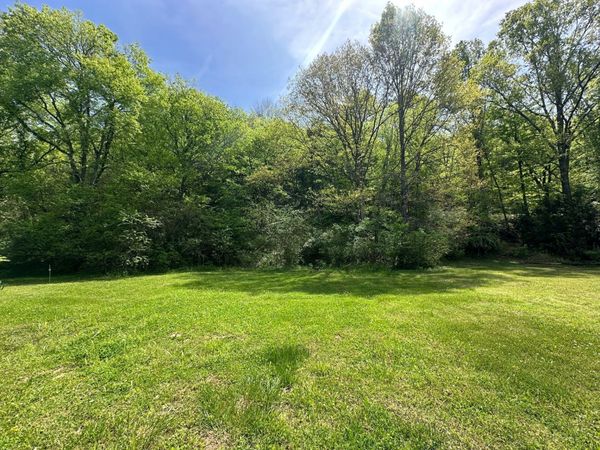 1014 Creekside Dr , Goodlettsville, TN 37072