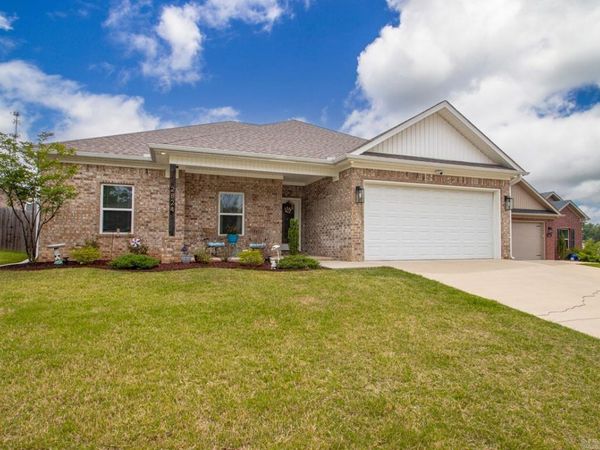2824 Whisker Way, Benton, AR 72015