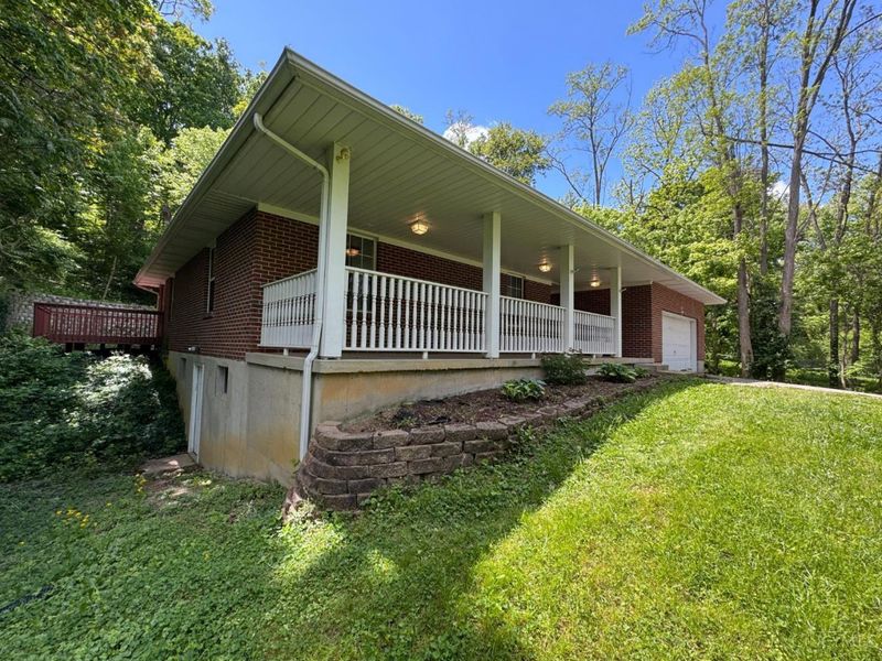 6954 Bridges Road, Anderson Twp, OH 45230 Photo 2