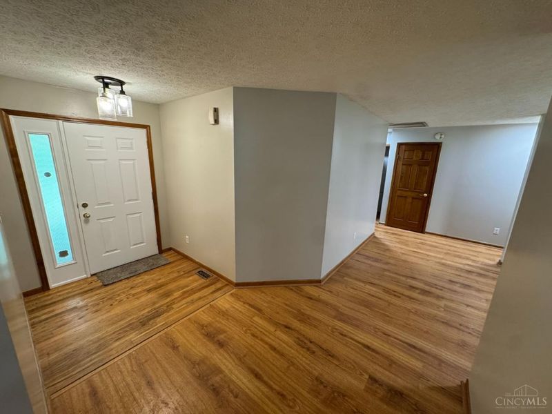6954 Bridges Road, Anderson Twp, OH 45230 Photo 5