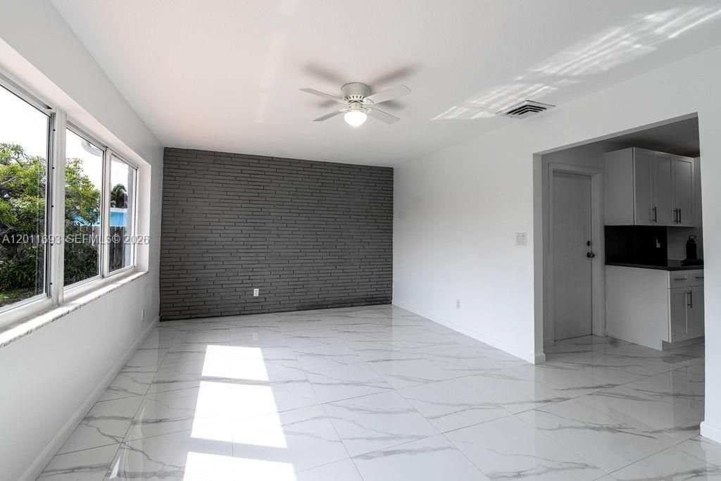 510 NW 97th Ter , Pembroke Pines, FL 33024 Photo