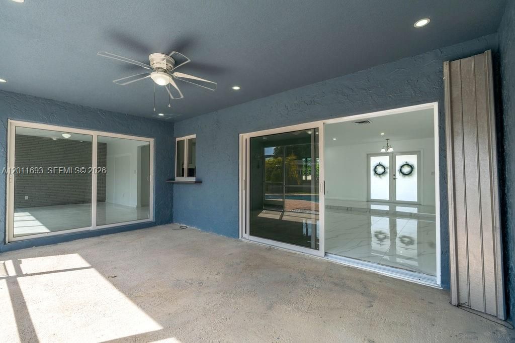 510 NW 97th Ter , Pembroke Pines, FL 33024 Photo