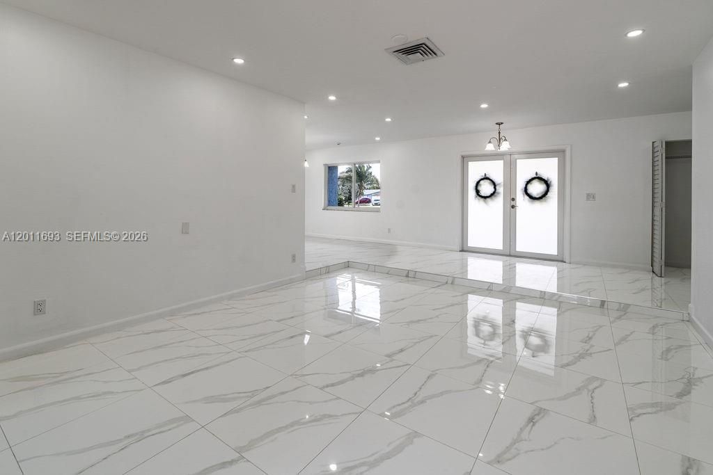 510 NW 97th Ter , Pembroke Pines, FL 33024 Photo