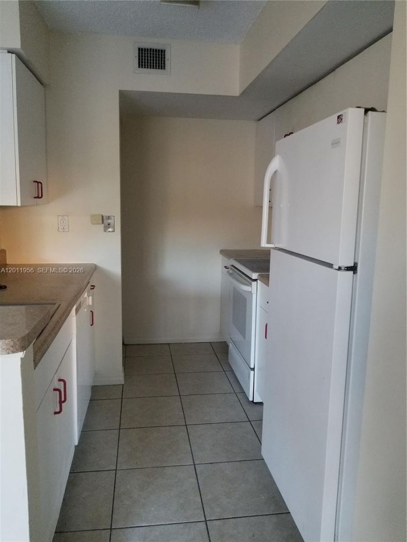 15241 SW 80th St, Unit 201, Miami, FL 33193 Photo