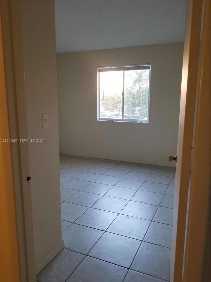 15241 SW 80th St, Unit 201, Miami, FL 33193 Photo