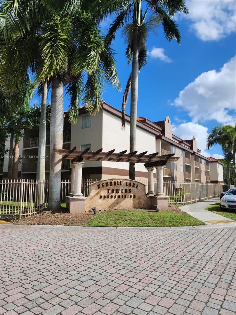 15241 SW 80th St, Unit 201, Miami, FL 33193 Photo
