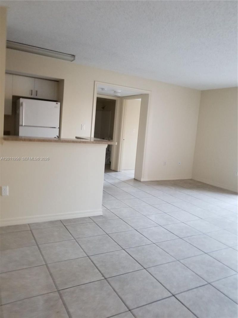 15241 SW 80th St, Unit 201, Miami, FL 33193 Photo