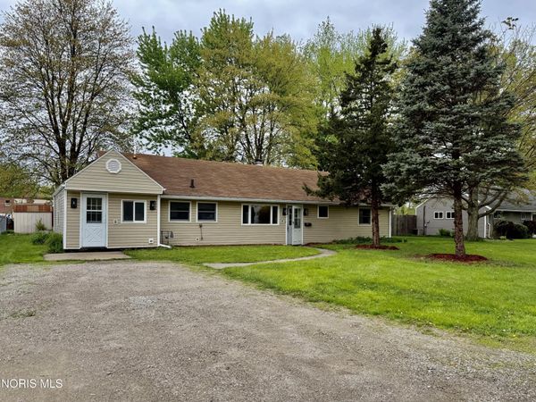 1643 Longwood Drive, Toledo, OH 43615