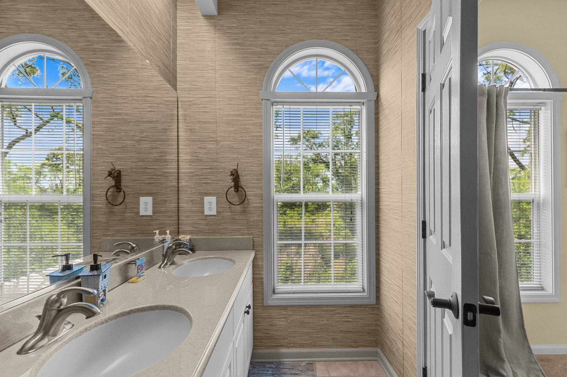 9776 Leyland Dr. Photo 9