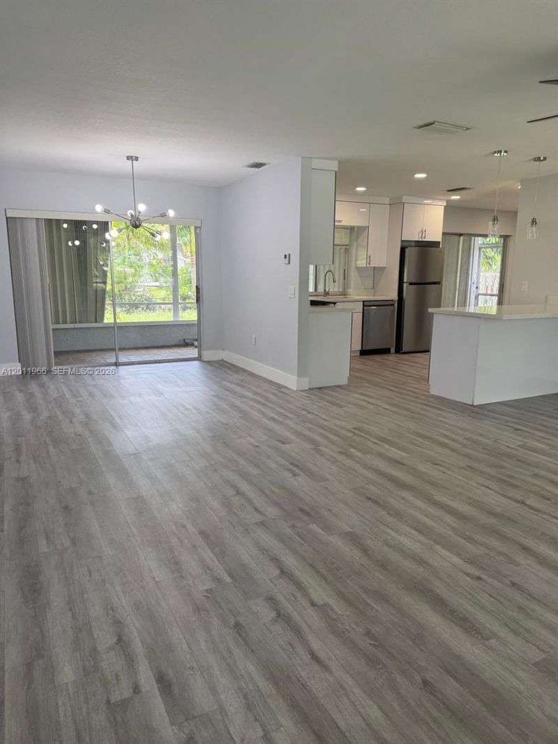 11500 NW 39th St , Sunrise, FL 33323 Photo
