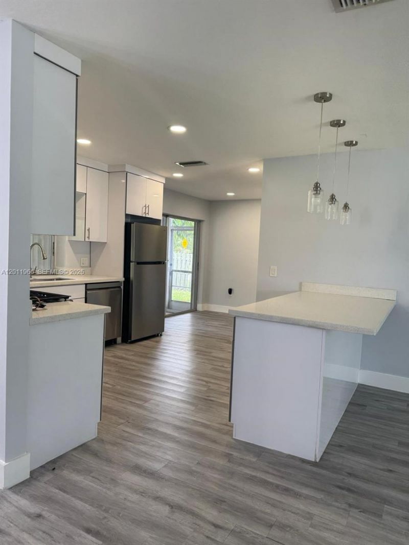 11500 NW 39th St , Sunrise, FL 33323 Photo