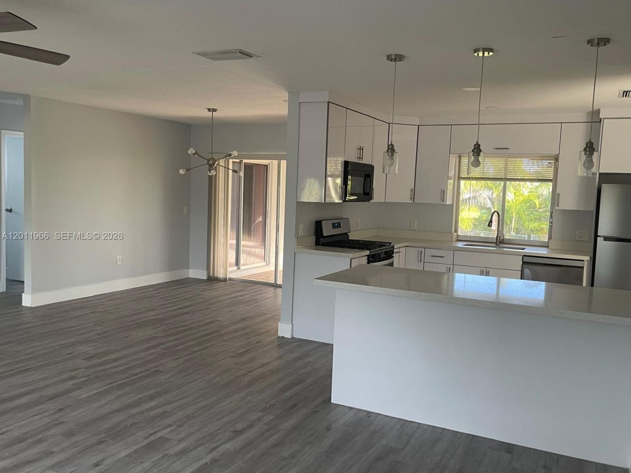 11500 NW 39th St , Sunrise, FL 33323 Photo